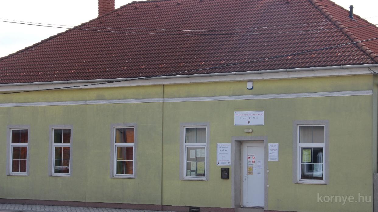 Szabadság az I. sz. Rendelőben