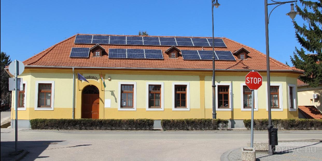 Közmeghallgatás és falugyűlés