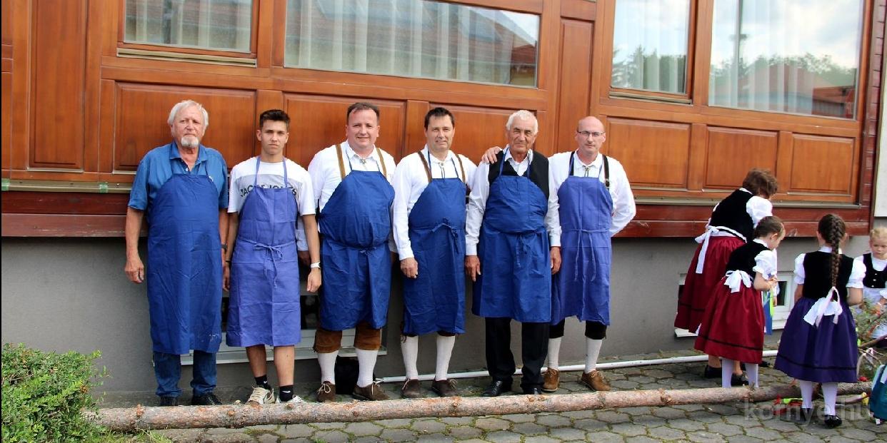 Kitáncolták a májfát