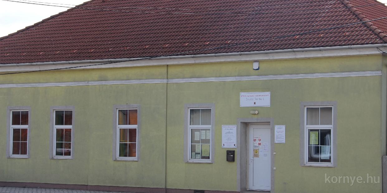 Szabadság az I. sz. Rendelőben